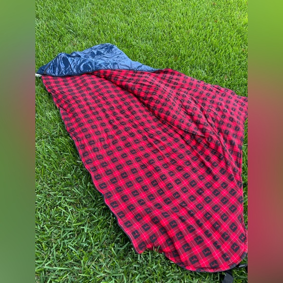 Victoria’s Secret RARE Vintage 💖🏕️ PINK Road Trip Sleeping Bag And Storage Bag - Picture 5 of 9